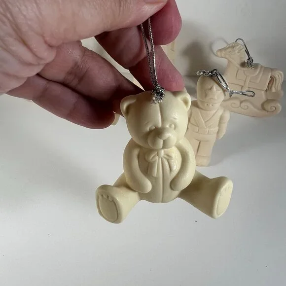 Set Of 6 Unpainted Ceramic Christmas Ornaments With Silver String Hangers - Picture 4 of 10